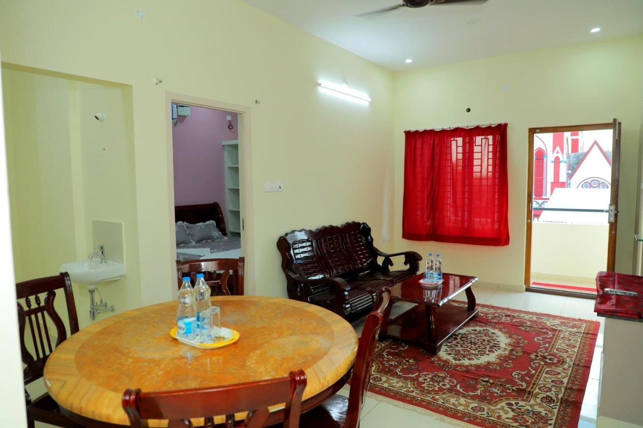 Lia'S Homestay Pondicherry Exteriör bild